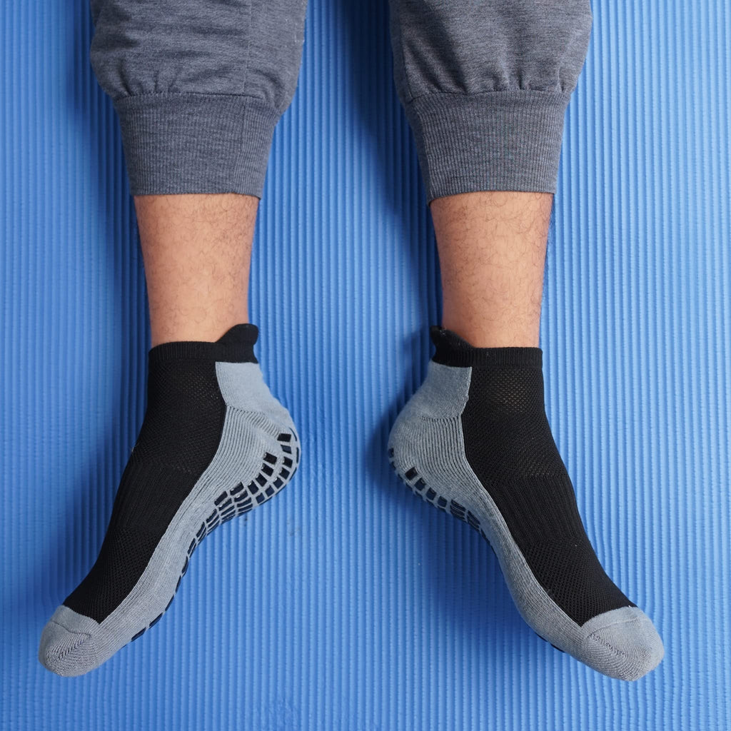 RATIVE Anti Slip Non Skid Ankle and Crew Socks with Grippers for Men Women (3-Pairs/Black)